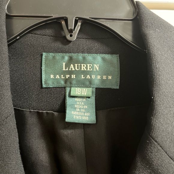 Lauren Ralph Lauren Crested Long Blazer Women 18W Black Wool US Made 3 Buttons - Picture 4 of 7